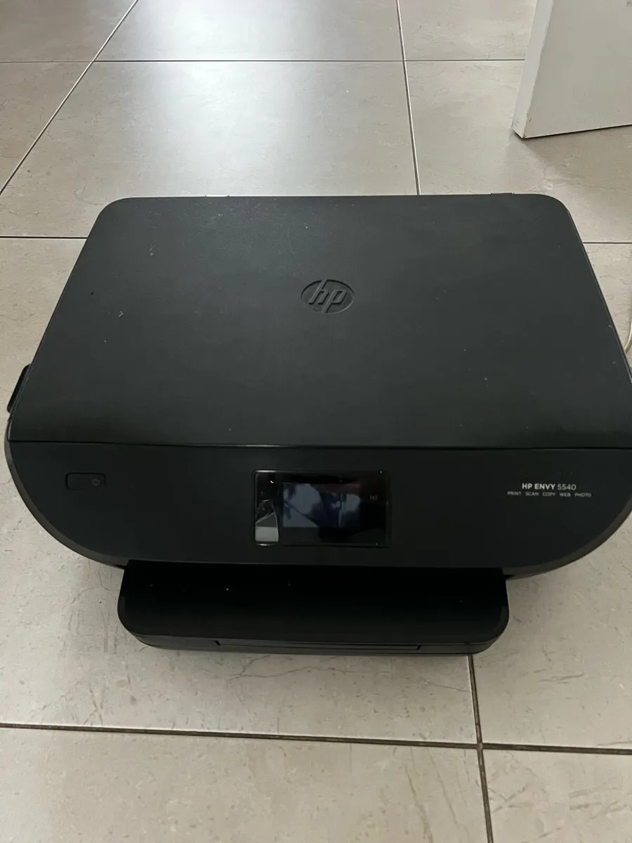 HP printer & scanner - Image 1