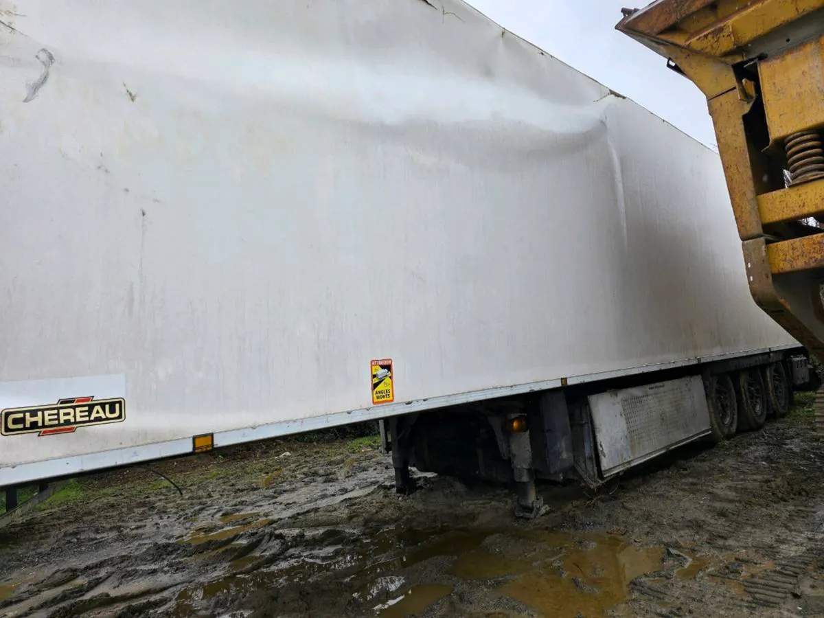 2015 CHEREAU FRIDGE - Image 2