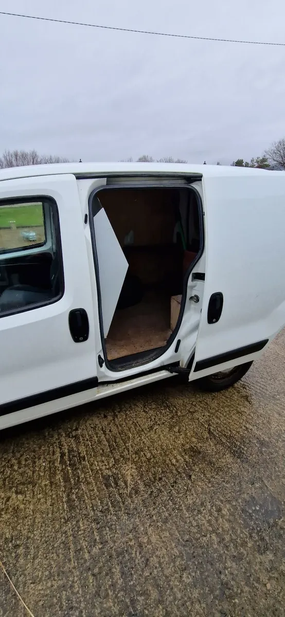 Peugeot Other 2011 - Image 3