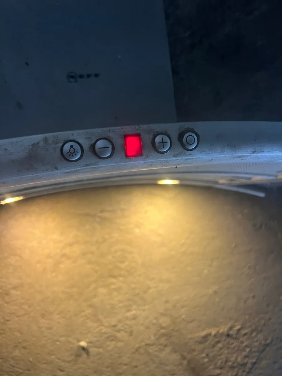 NEFF HOOD EXTRACTOR FAN - Image 3