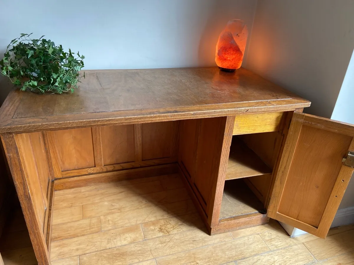 Vintage Single pedestal oak desk - Image 3