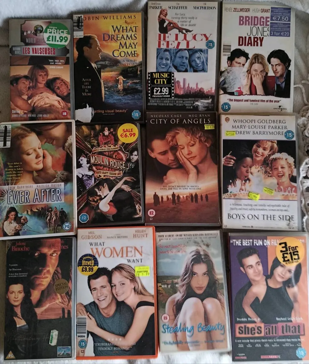 12 tape VHS Bundle - Image 1