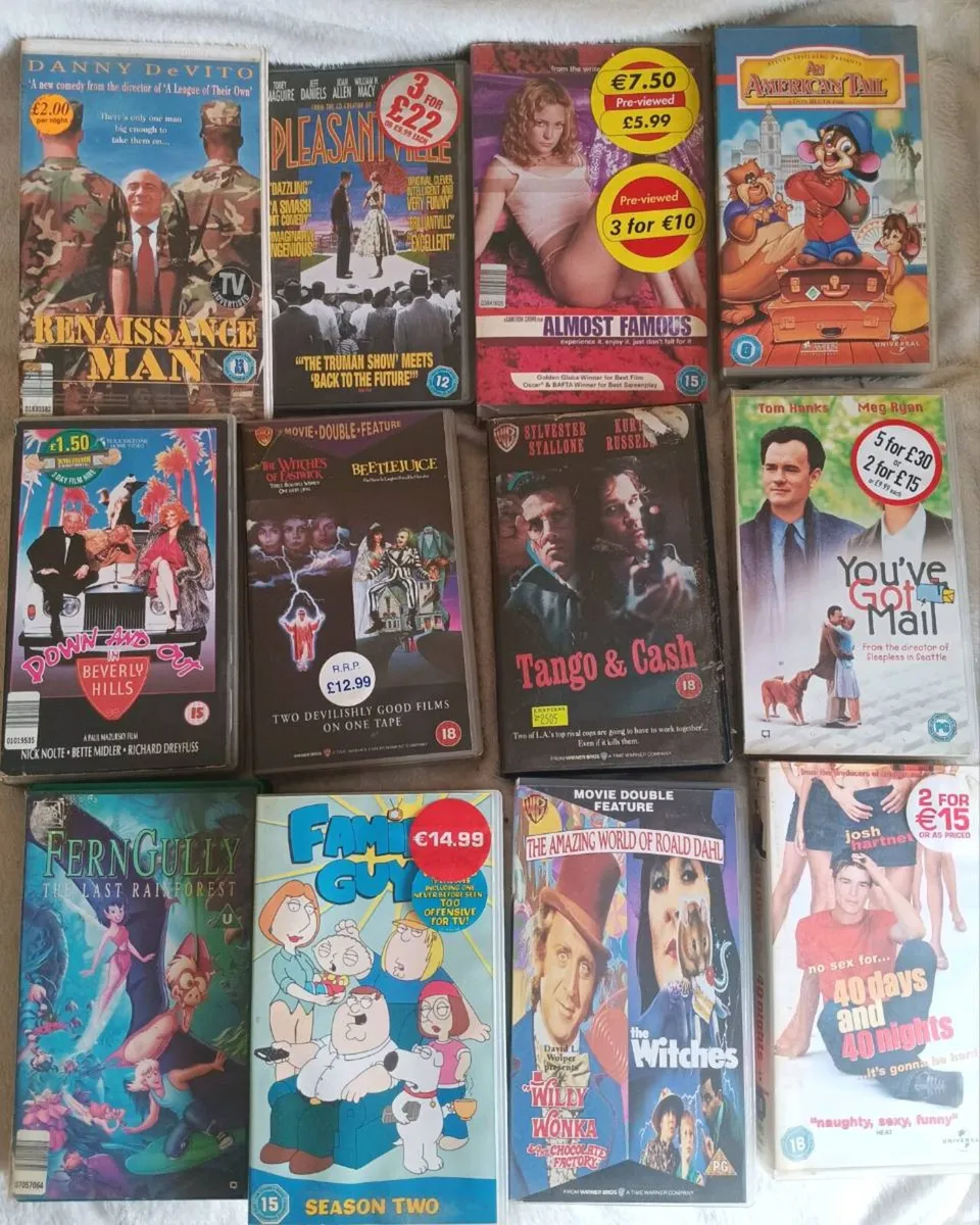 12 tape VHS Bundle - Image 1