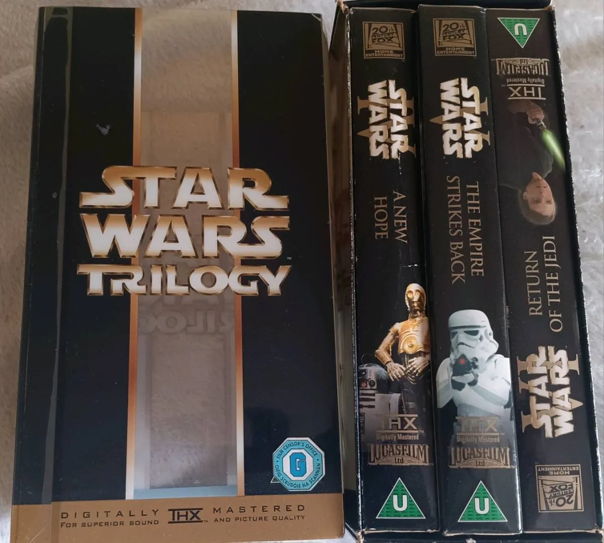 3 tape VHS Box Set- Star Wars - Image 1