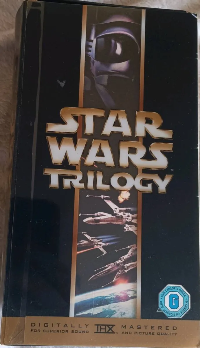 3 tape VHS Box Set- Star Wars - Image 2