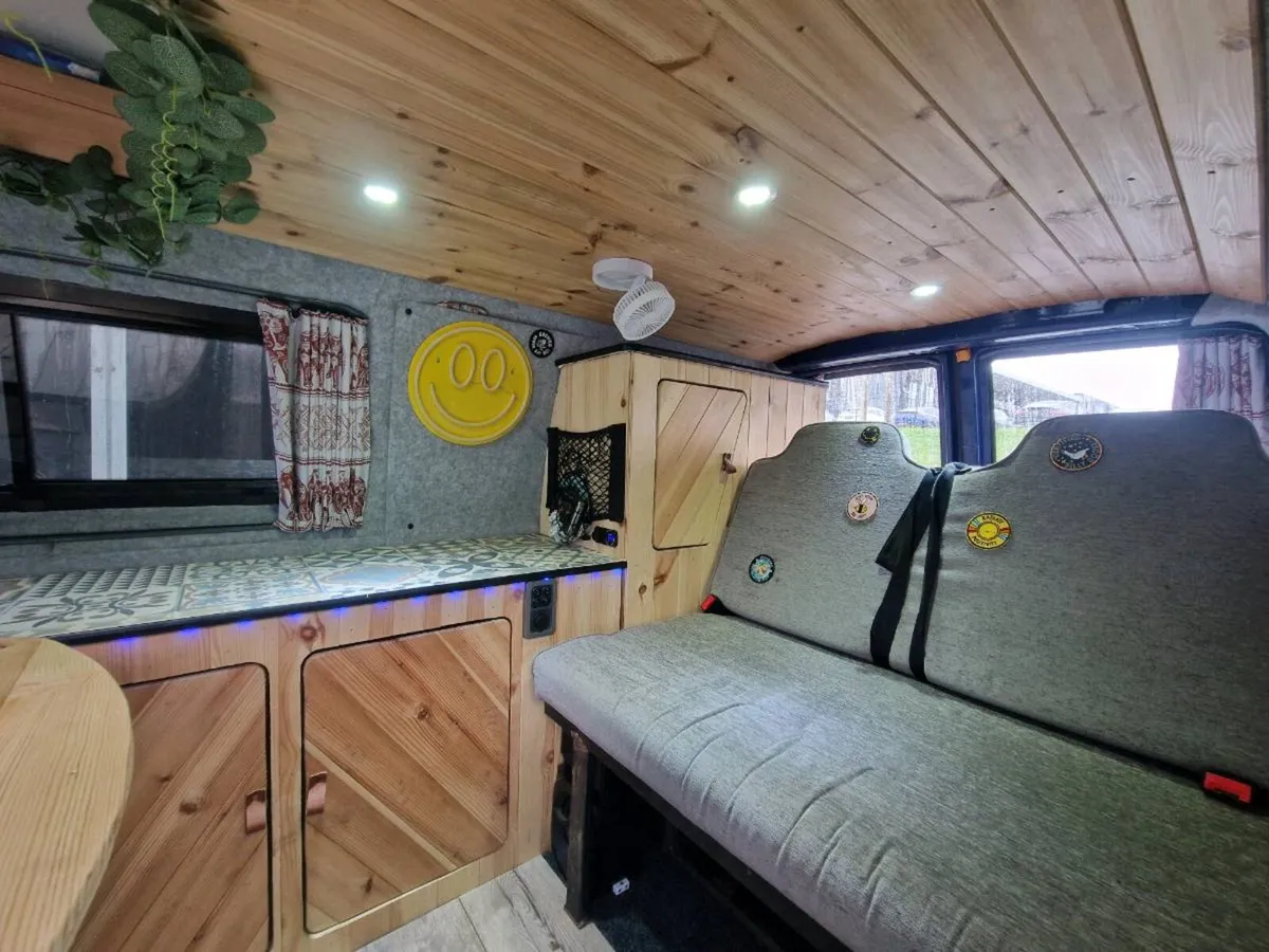 Vw transporter t4 camper+Awning - Image 4