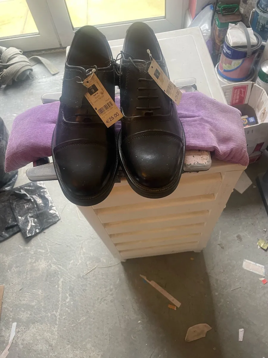 Men’s shoes - Image 1