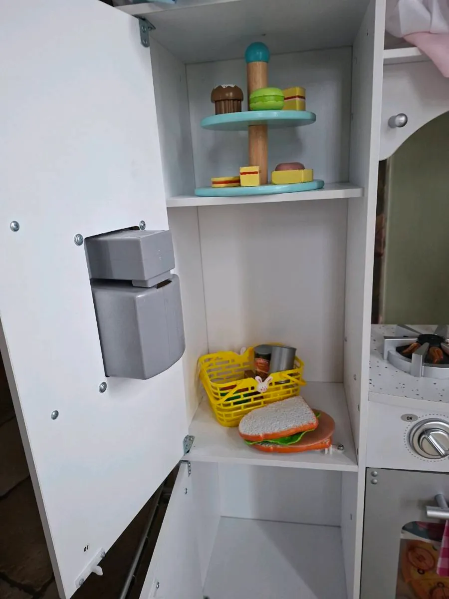 Kids kitchen - Image 4