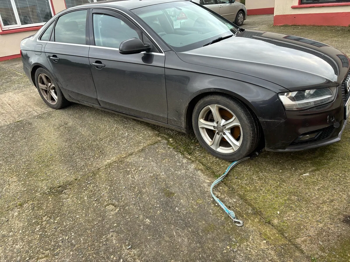 141Audi A4 - Image 2