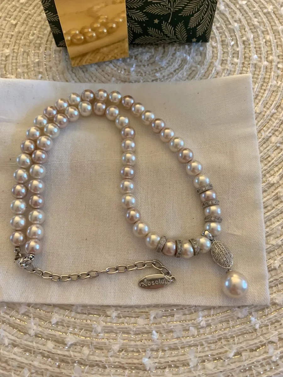 Pearl necklace - Image 2