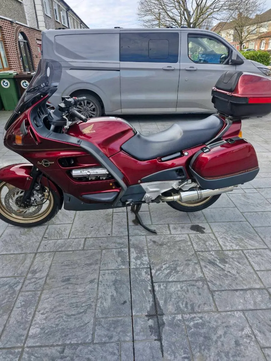 Honda Pan European ST 1100 - Image 1