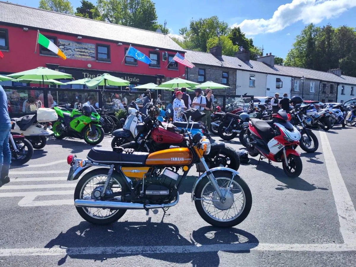 Yamaha RD250A - Image 4