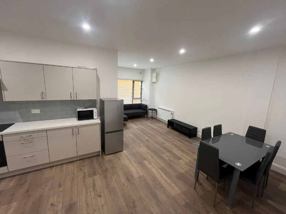 3 Bed Ground Floor Apartment – Clifden Village - Image 2