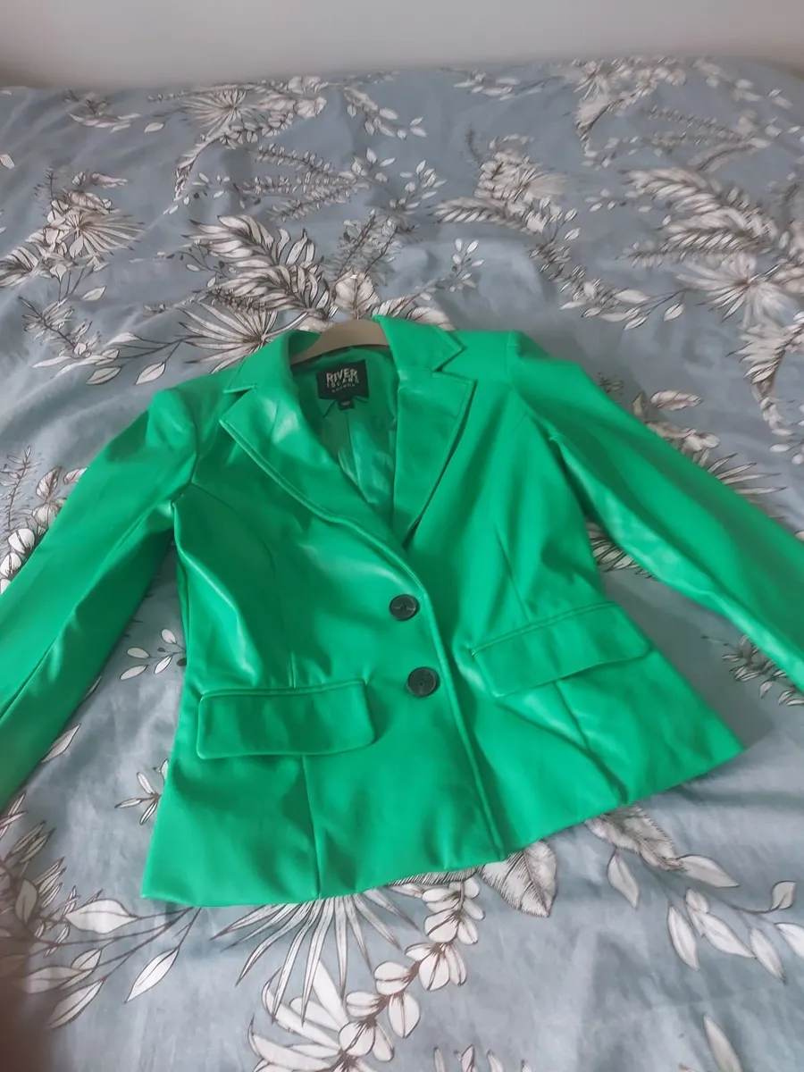 leather jacket perfect for paddys day - Image 2