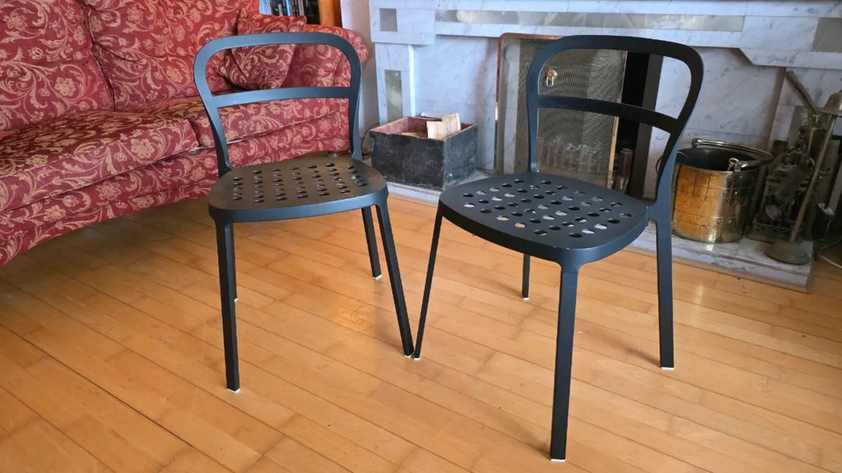 Chairs Black Metal (2) - Image 1