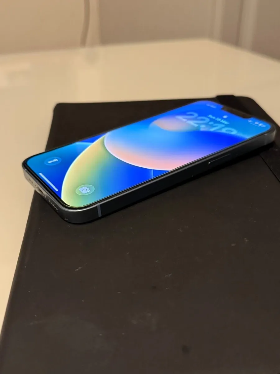 iPhone 14- New Battery- Immaculate Condition - Image 4