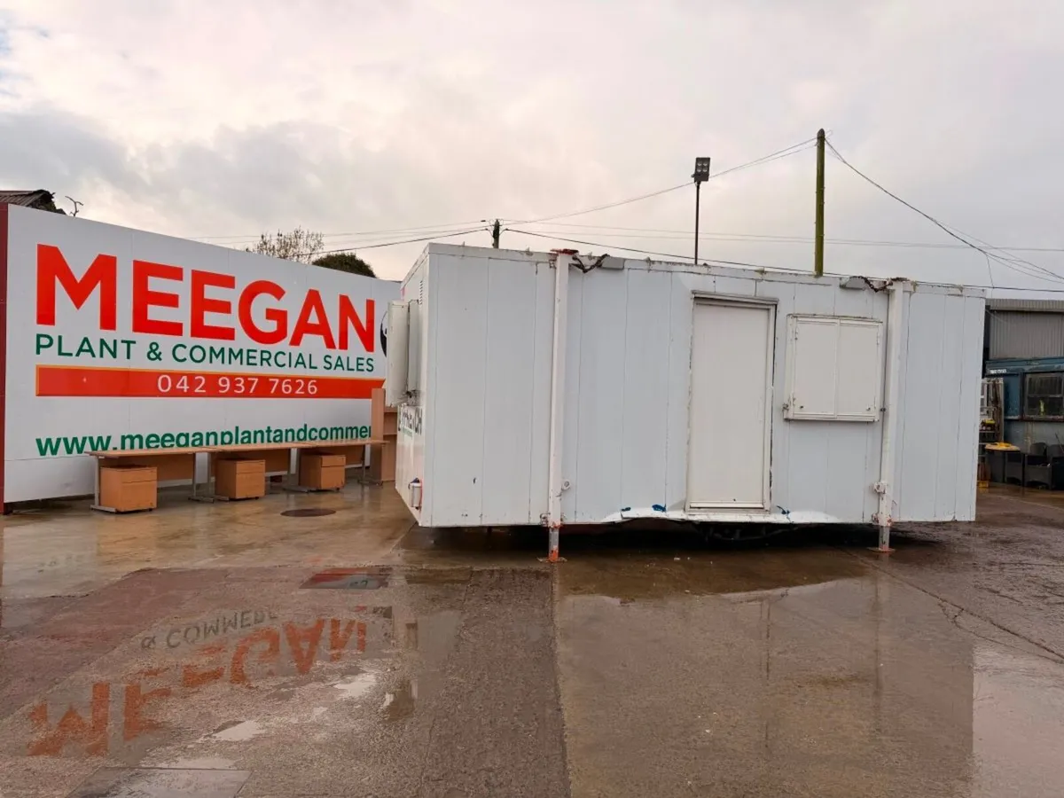 Damaged site office cabin 20 x 9 - Image 1