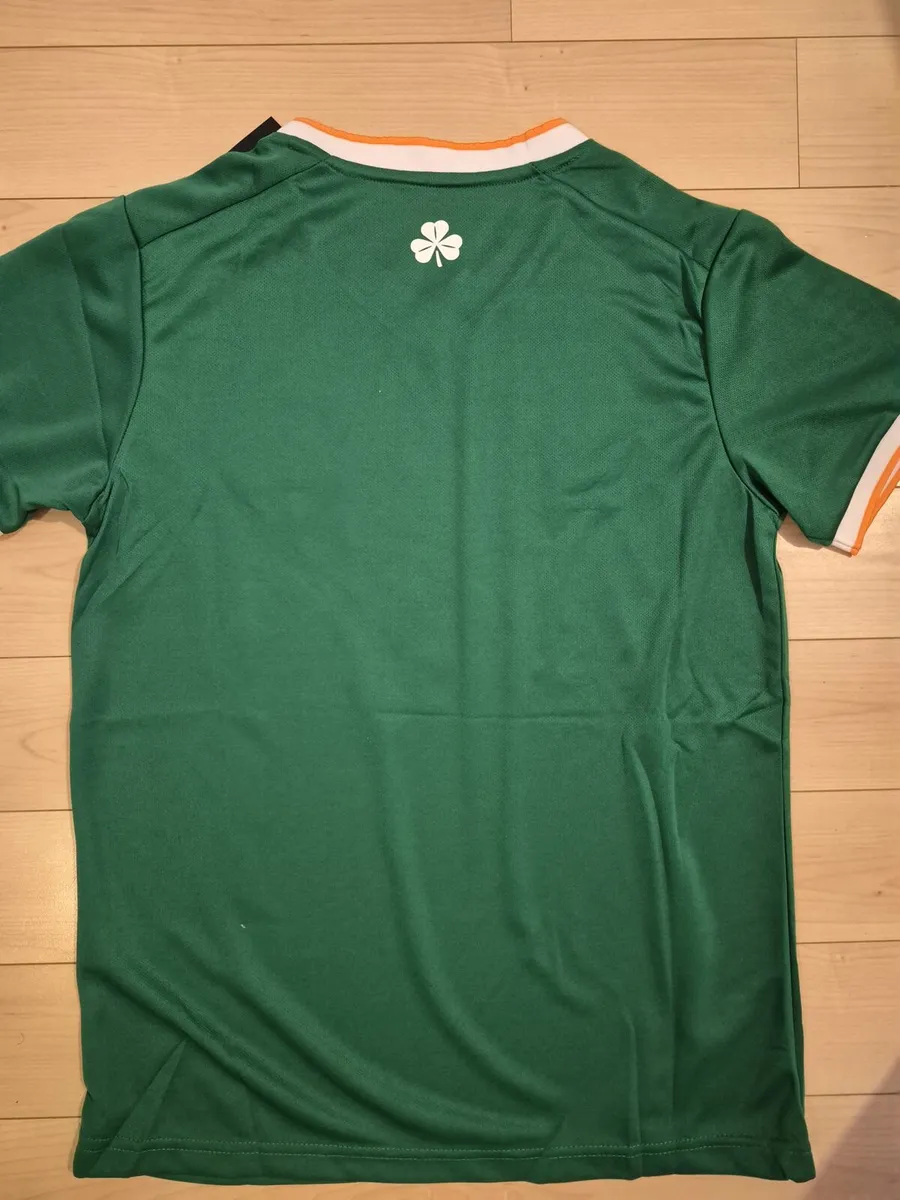 Ireland home and away football jersey - Image 2