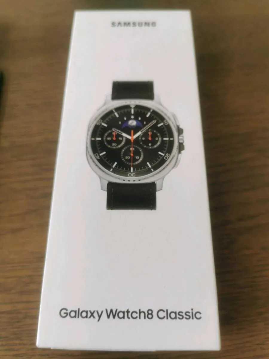 Samsung galaxy watch 8 classic - Image 1