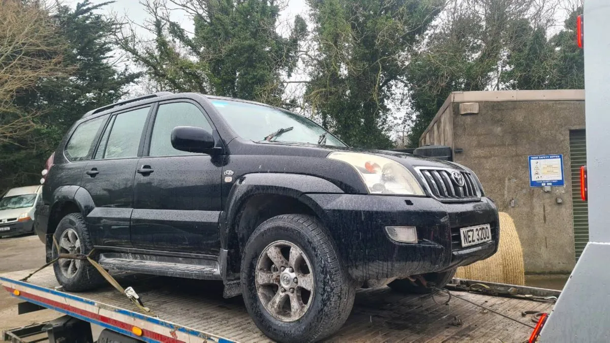 Toyota landcruiser lc4 - Image 1