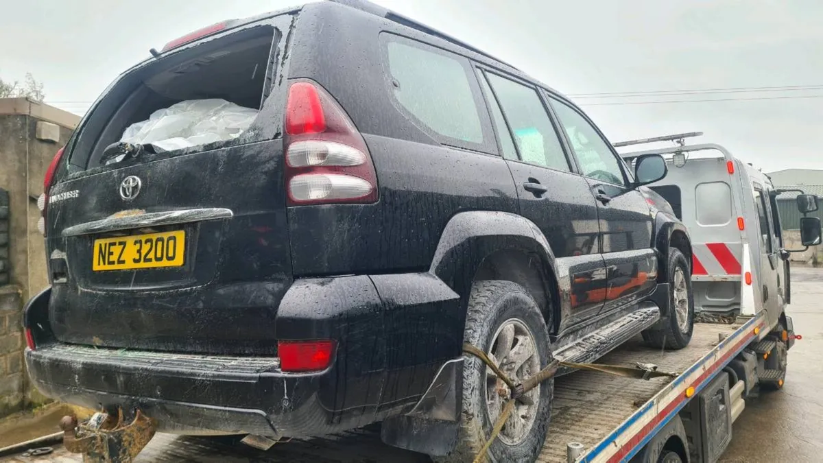 Toyota landcruiser lc4 - Image 4