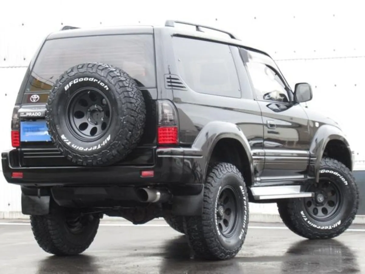 Toyota Landcruiser SWB 3.0 Diesel 2 Seats Auto - Image 3