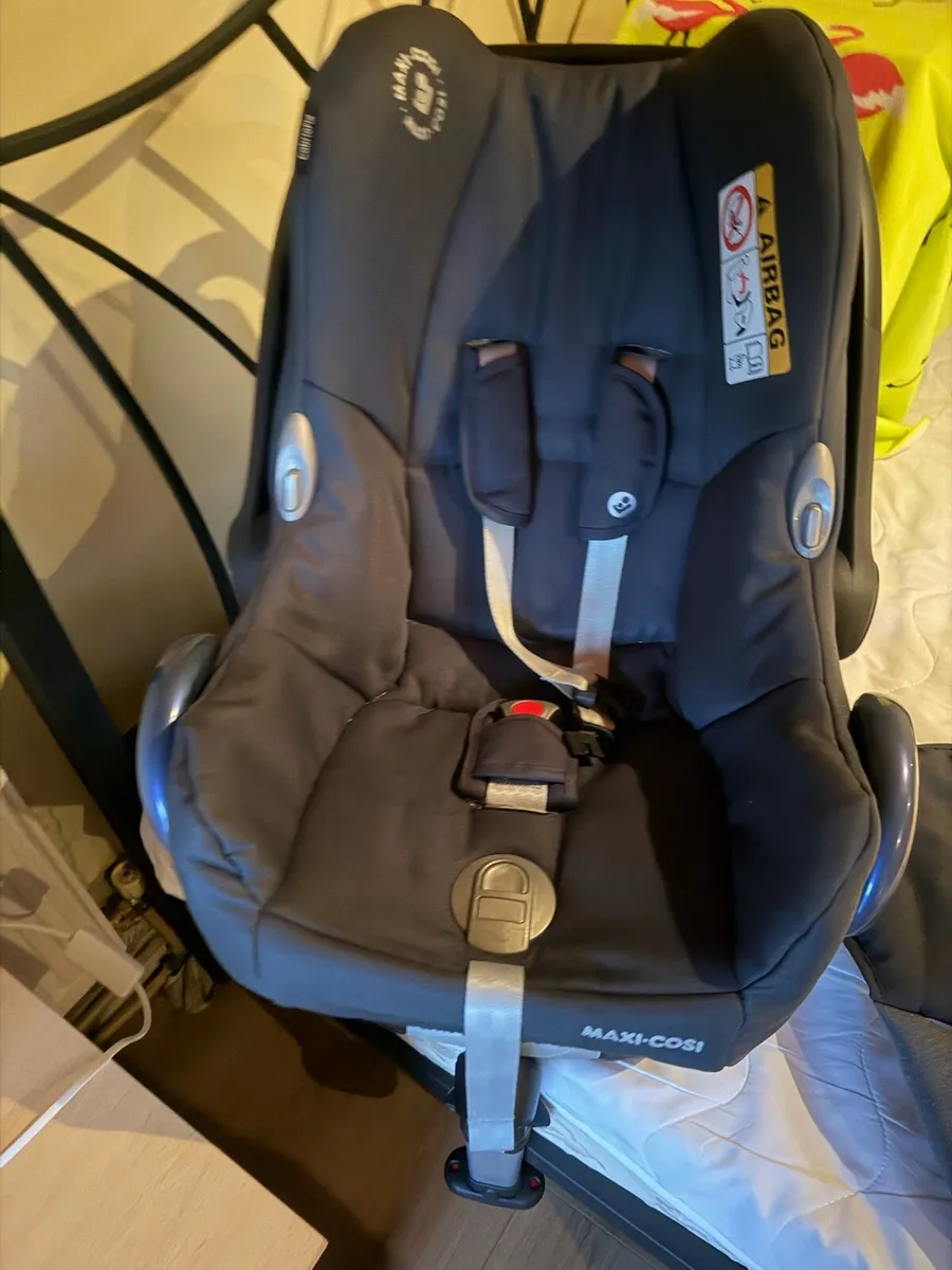 Selection of Baby Items - Image 1