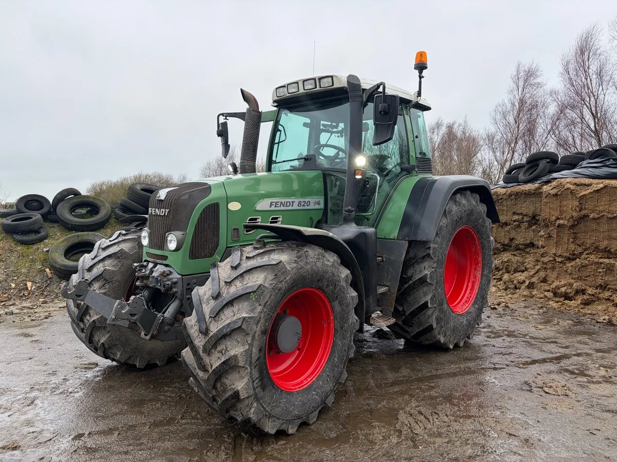Fendt 820 - Image 2