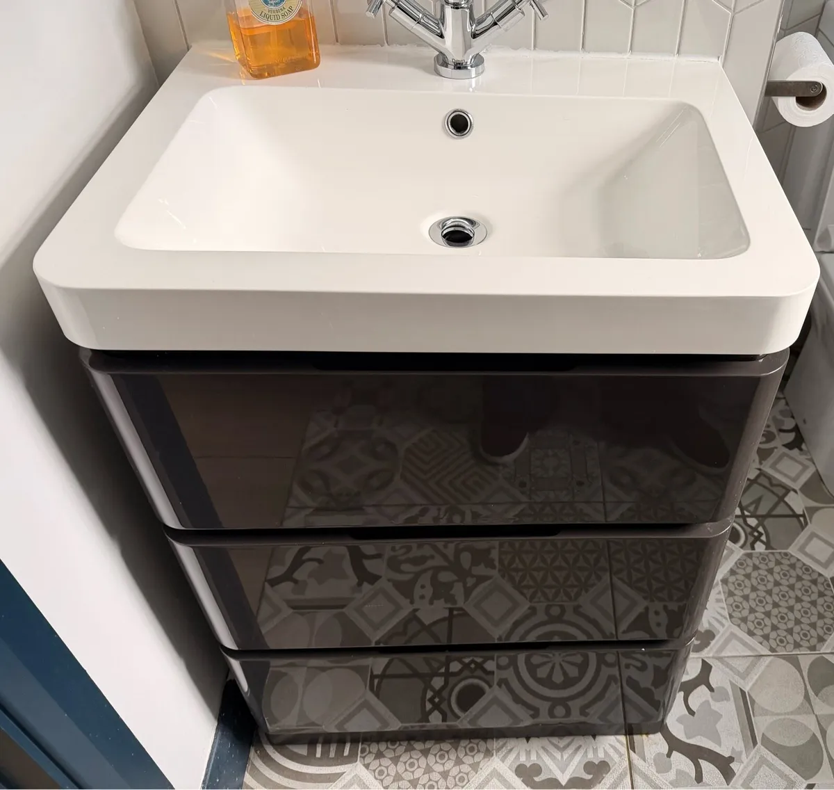 Bathroom Vanity - Image 1