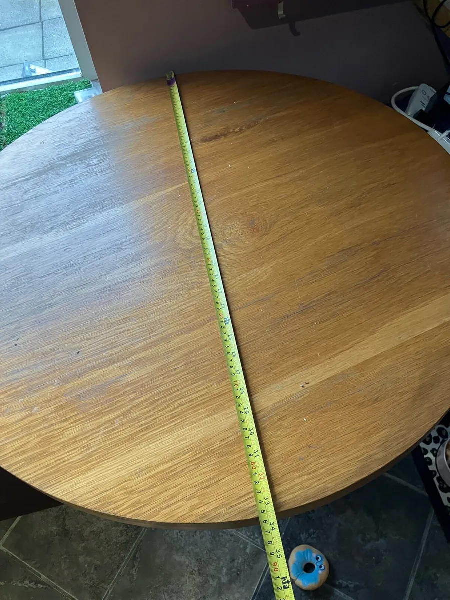 High table - Image 4