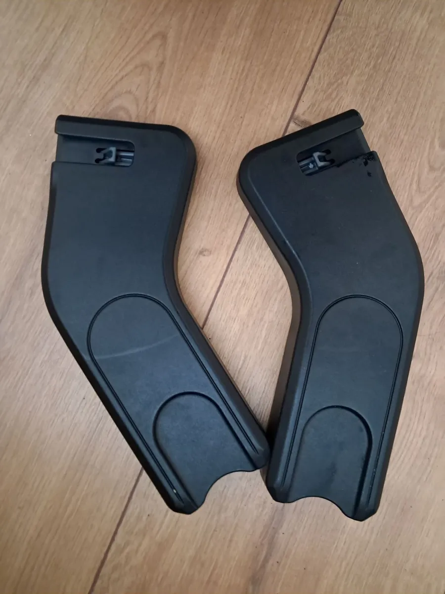 Joie I snug 2 car seat, base and stroller adapters - Image 3