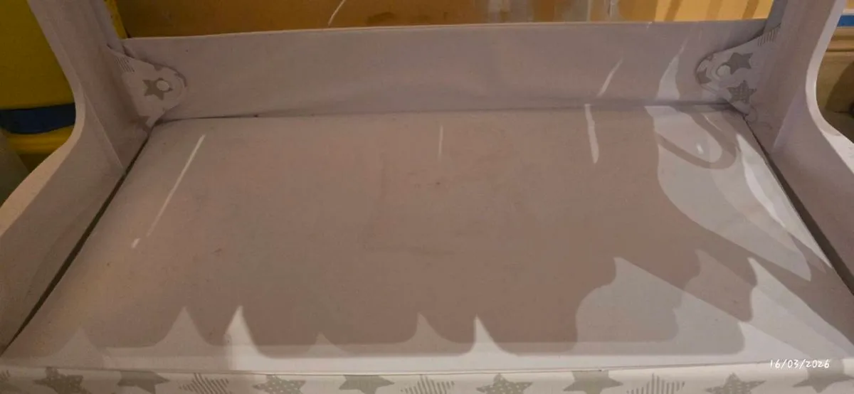 Baby Changing and bathing station - Image 4