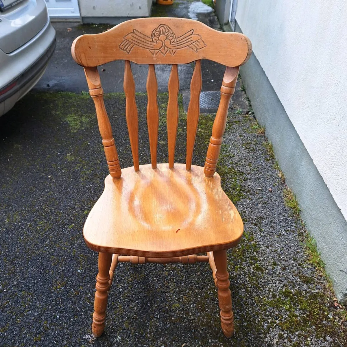 Table and 4 Chairs - Image 2