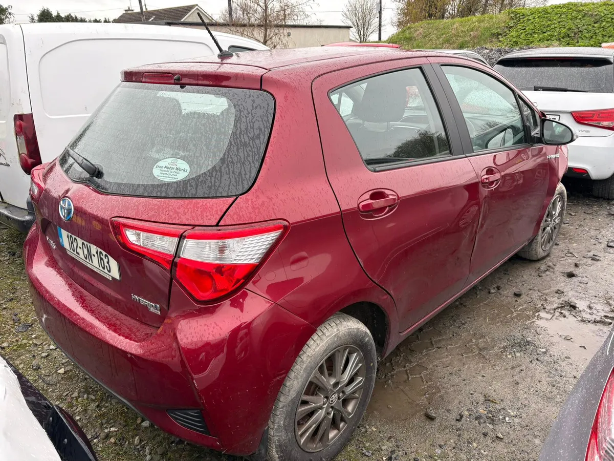 2018 Toyota Yaris 1.5 Hybrid - Image 3