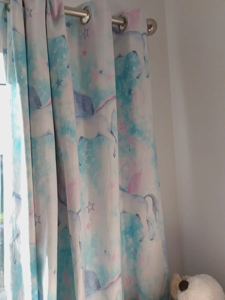 UNICORN THEME BLACK OUT THERMAL LINED CURTAINS. - Image 1