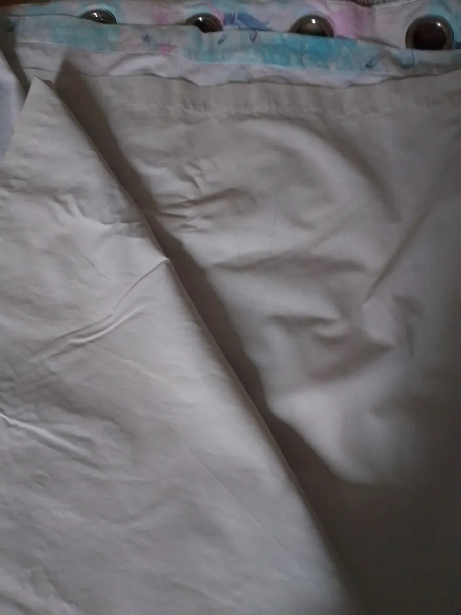 UNICORN THEME BLACK OUT THERMAL LINED CURTAINS. - Image 2