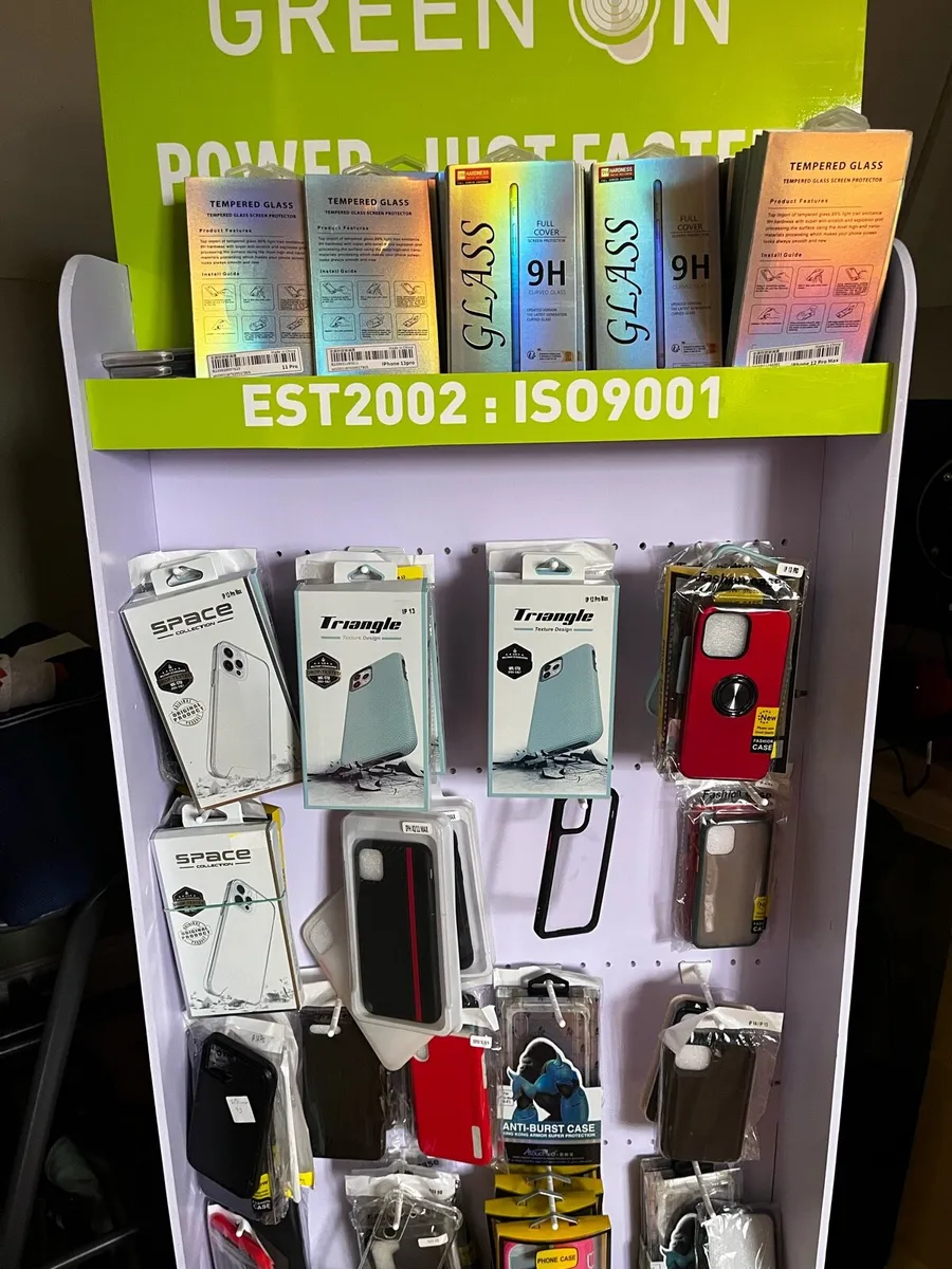 Cases and screen protectors - Image 1