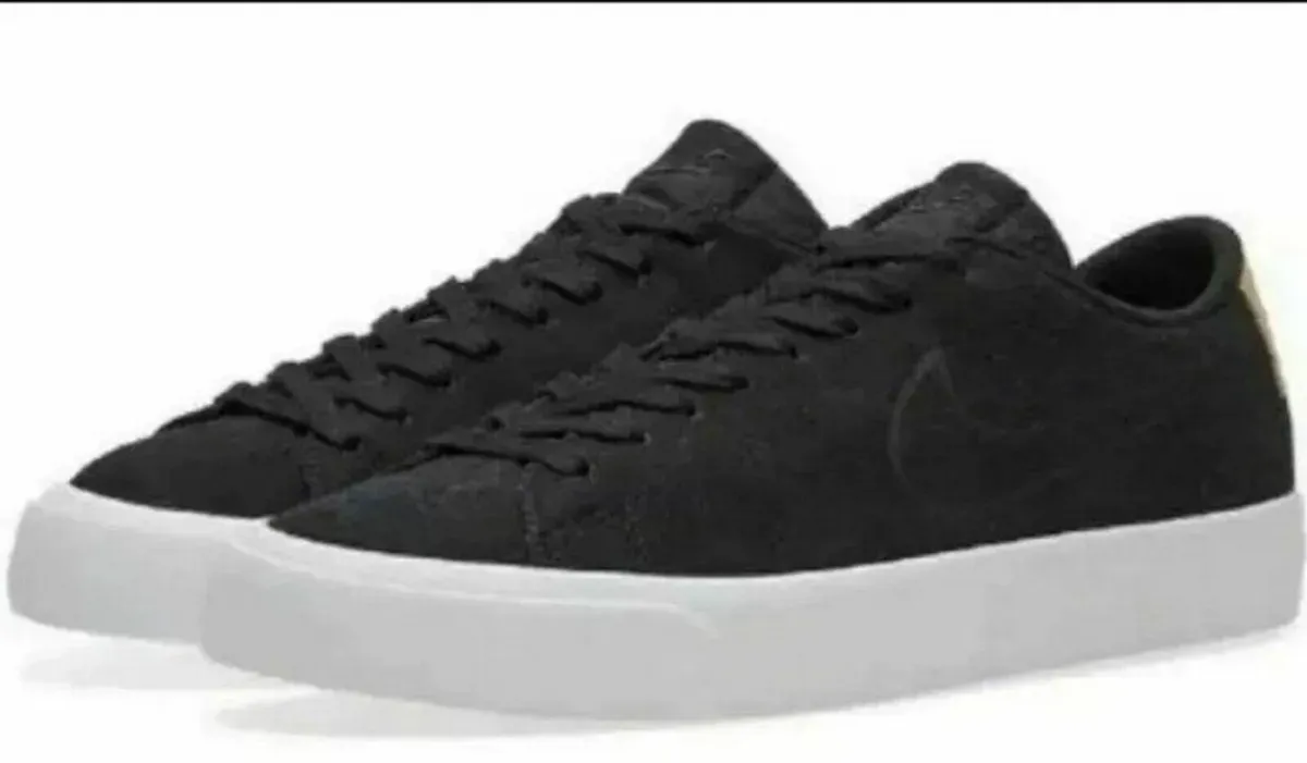 Vintage Authentic Nike Trainers-Ex Display-5.5 - Image 2