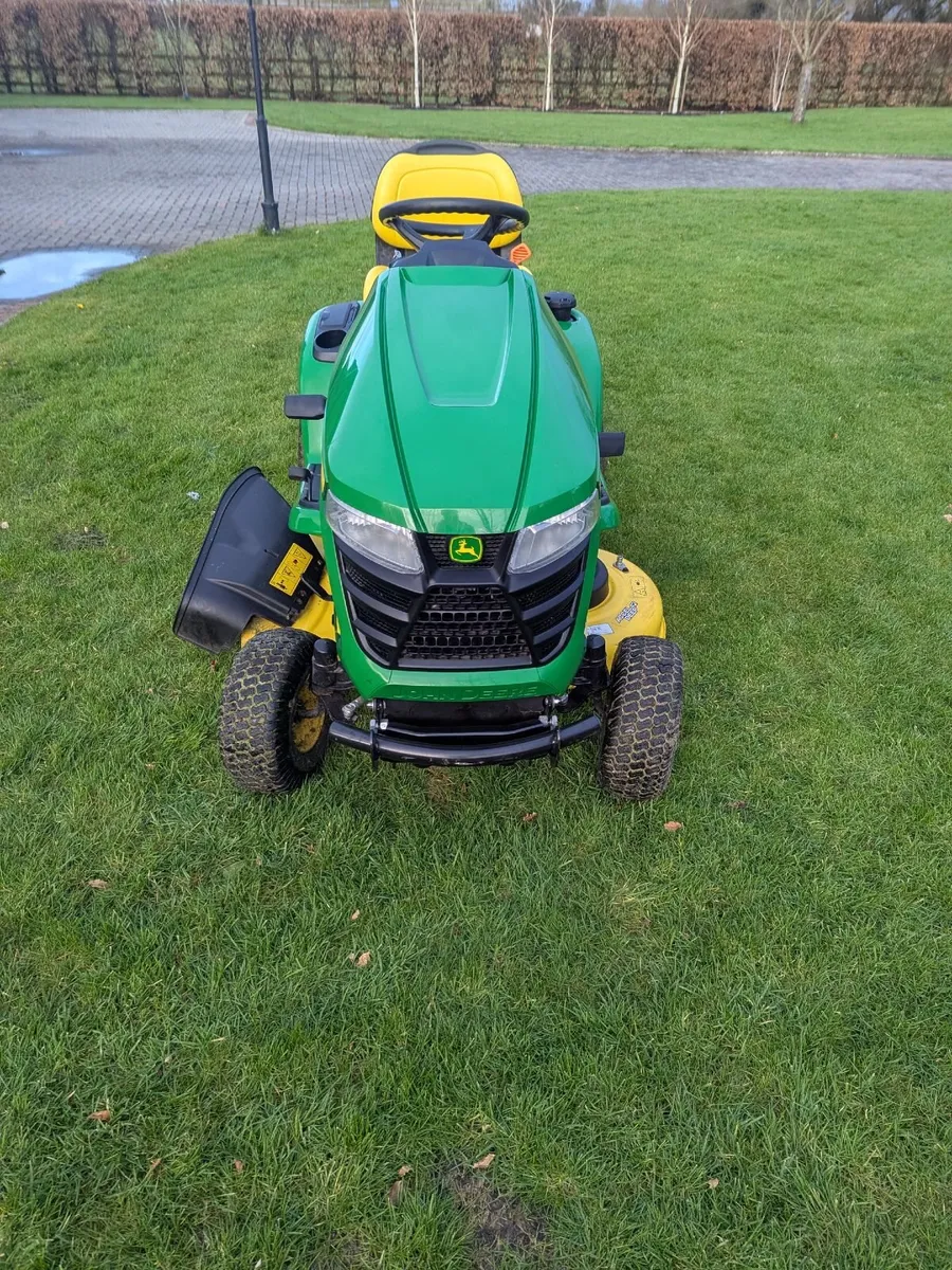 John Deere X350 – Low 116 Hours – Kawasaki V-Twin - Image 4