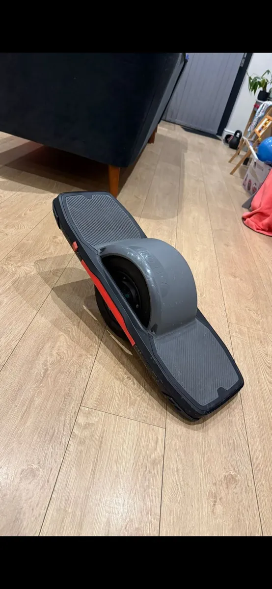 Moby Electric One Wheel / One Wheeler - Image 1