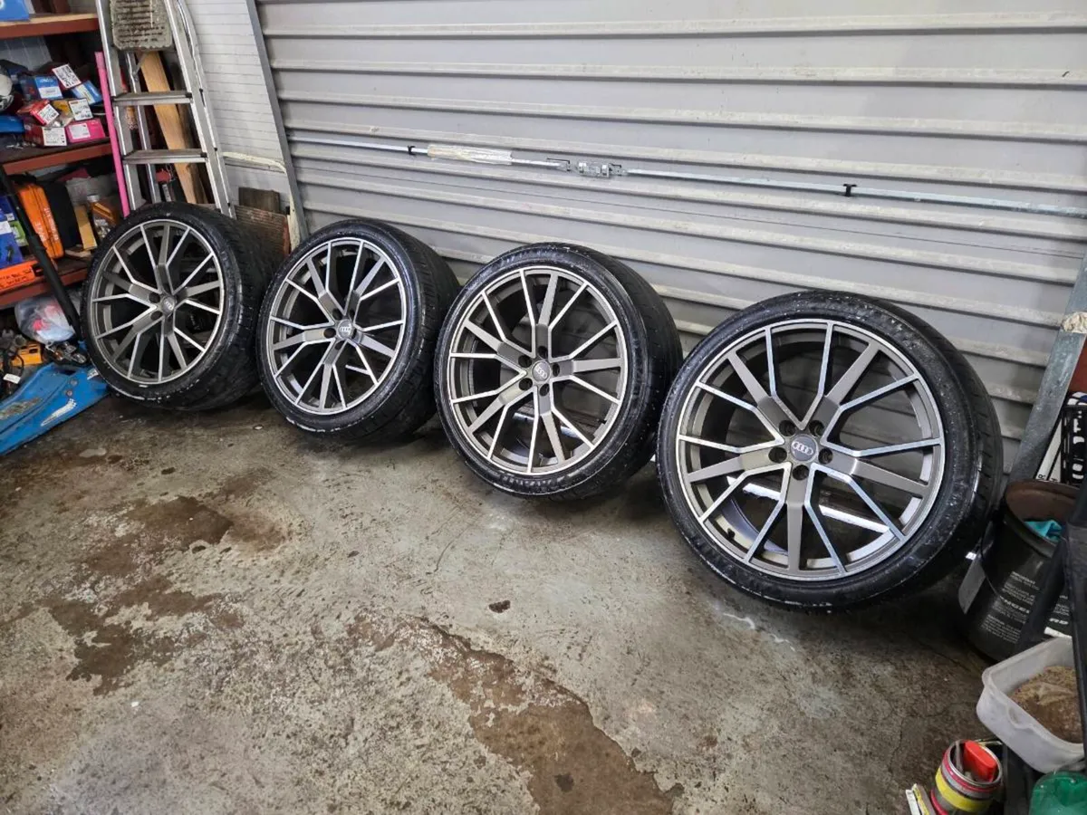22" Audi Q7 Wheels - Image 1