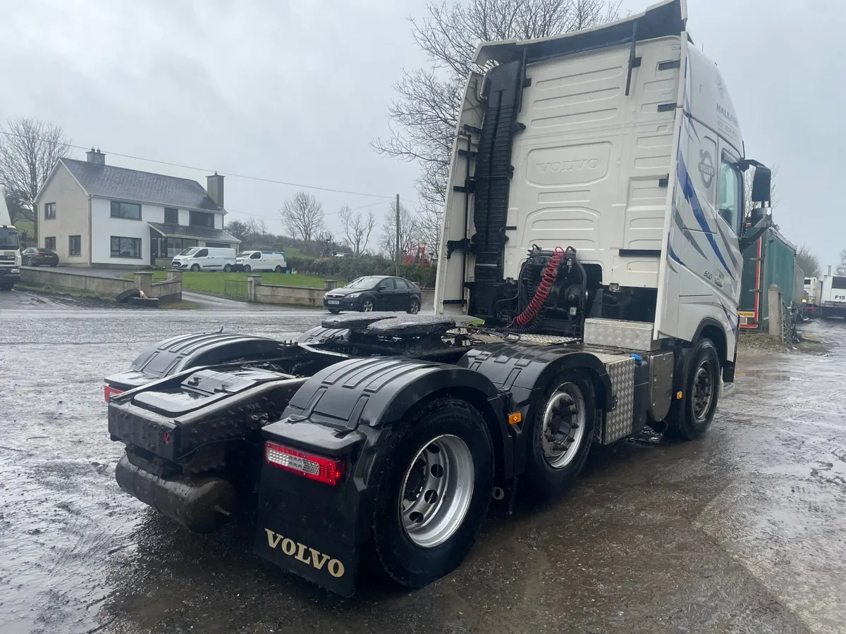 Volvo Other 2013 - Image 3