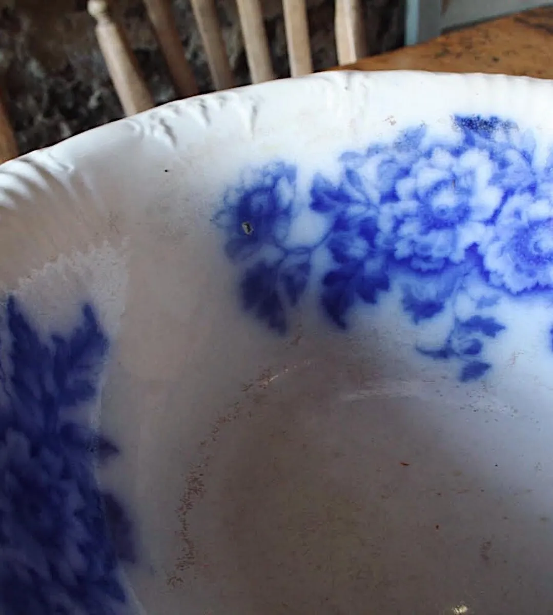 Antique Wash Bowl - Image 3