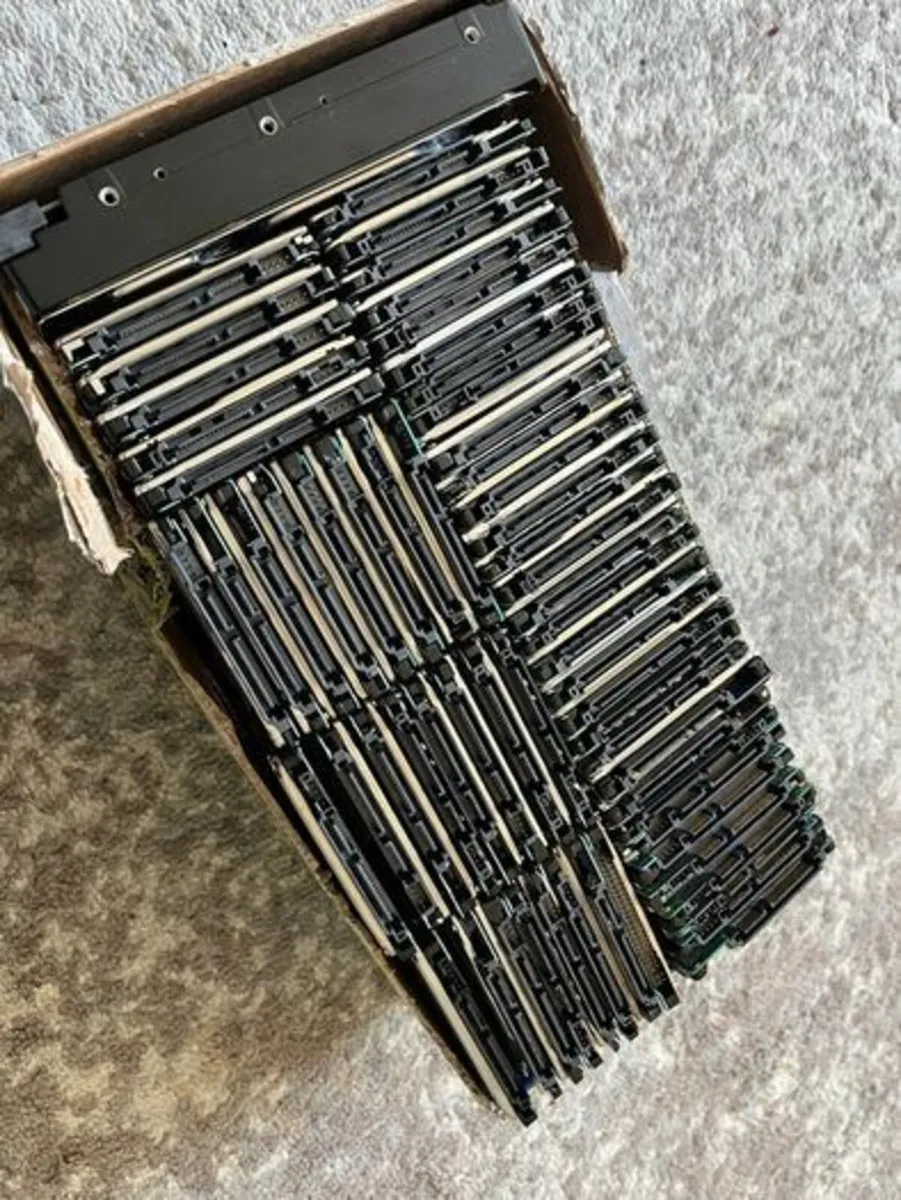Lot of 61 Hard Drives - Image 2