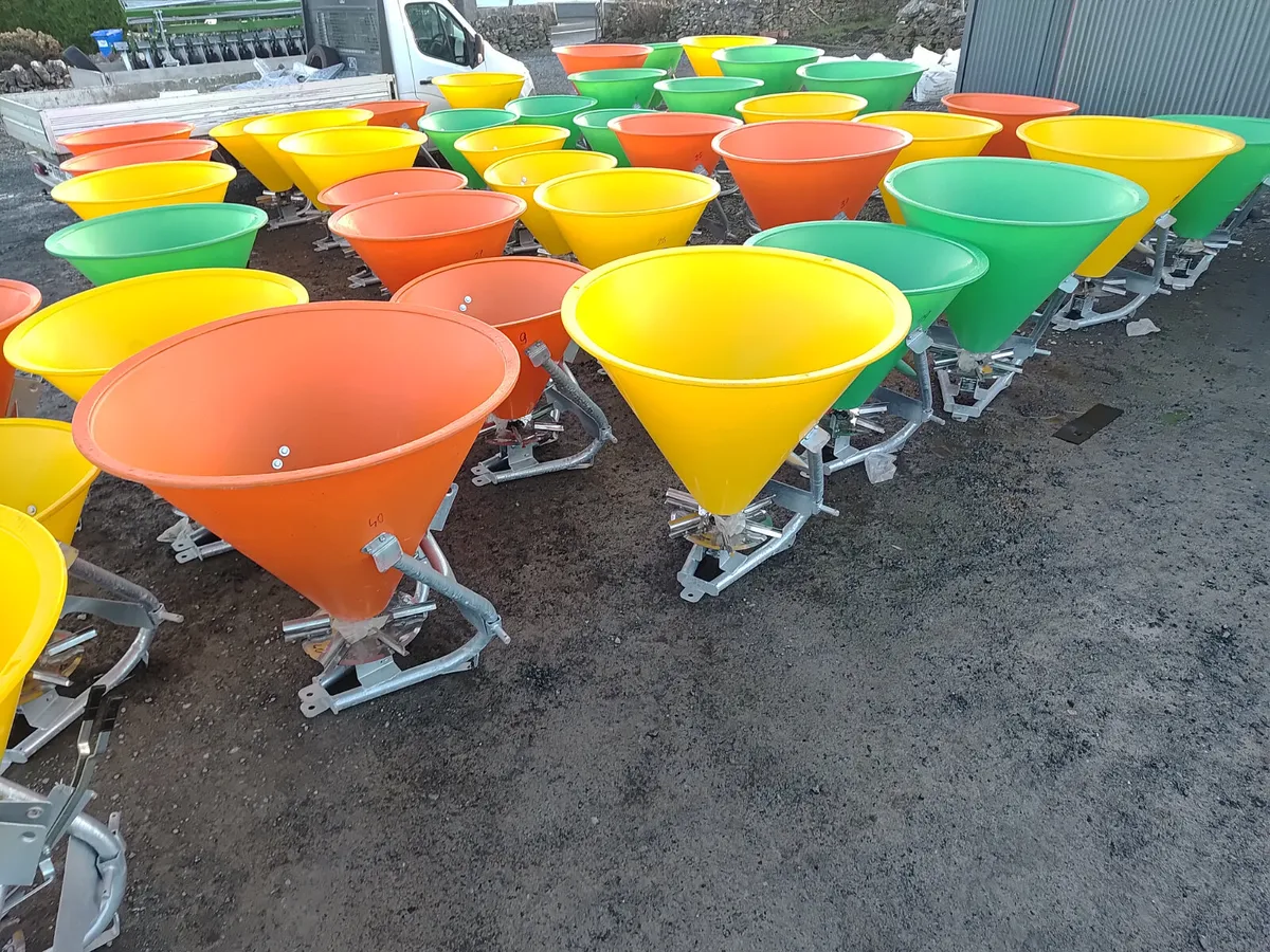 Fertiliser spreader Tolmet 550€ !!! - Image 3