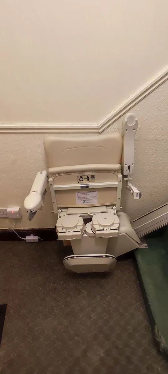 Stair lift handicare 1100 - Image 2