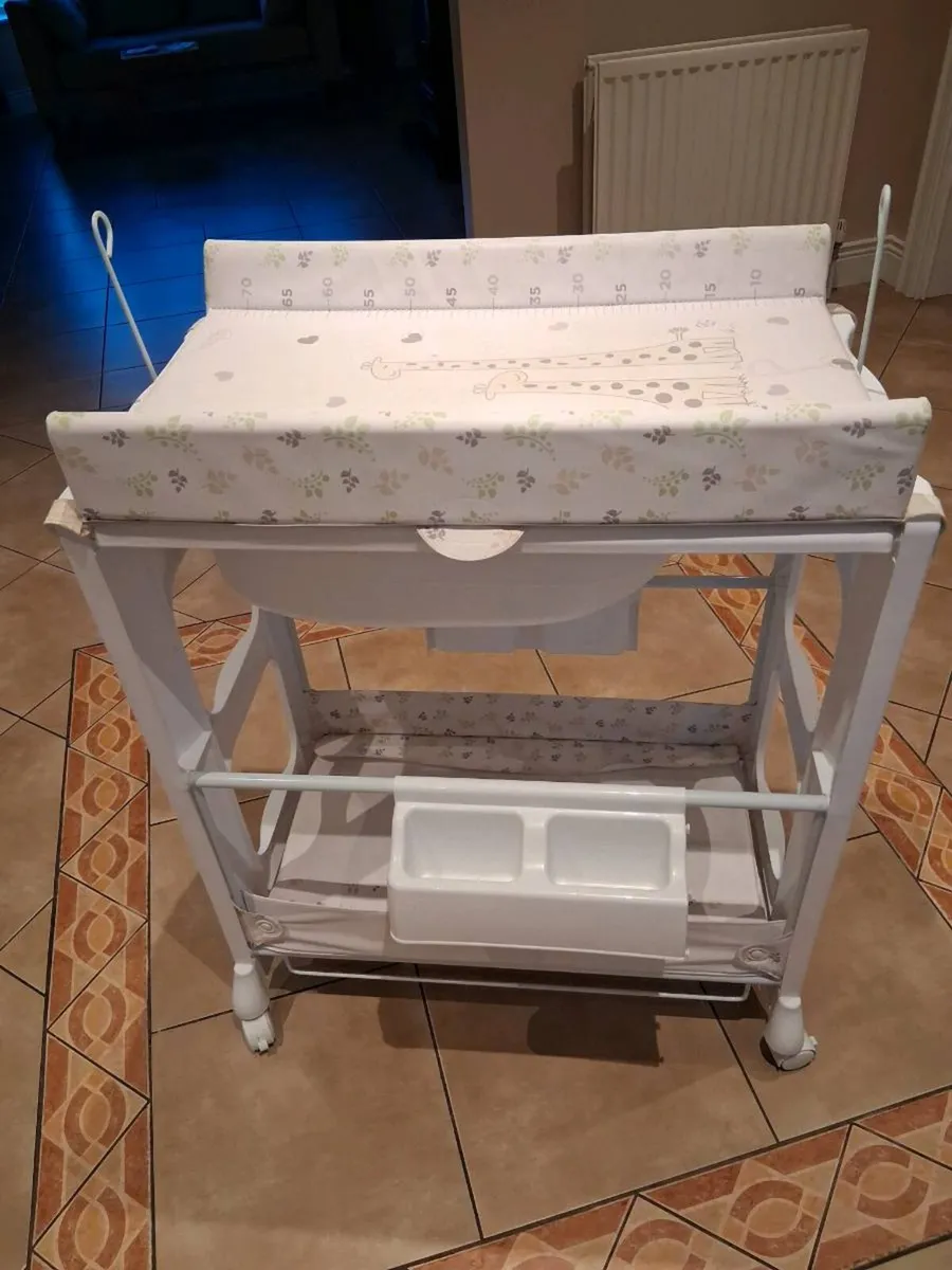 Babylo Baby Changing Unit - Image 1
