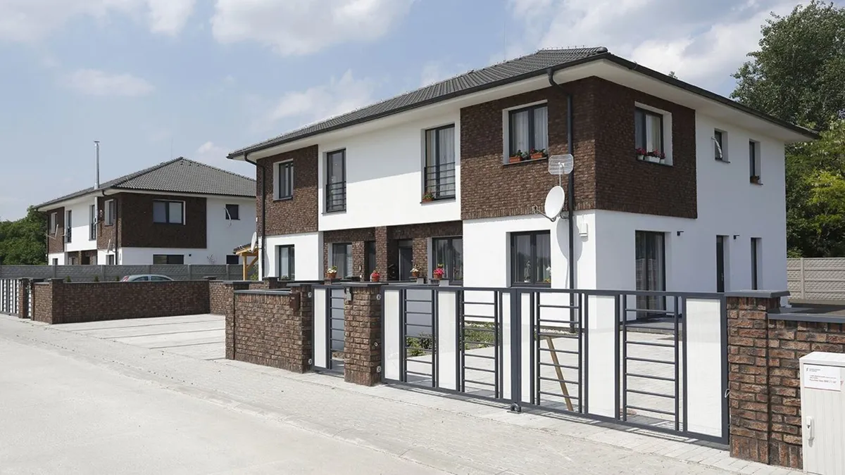 Rustic Brick 568 - Image 2