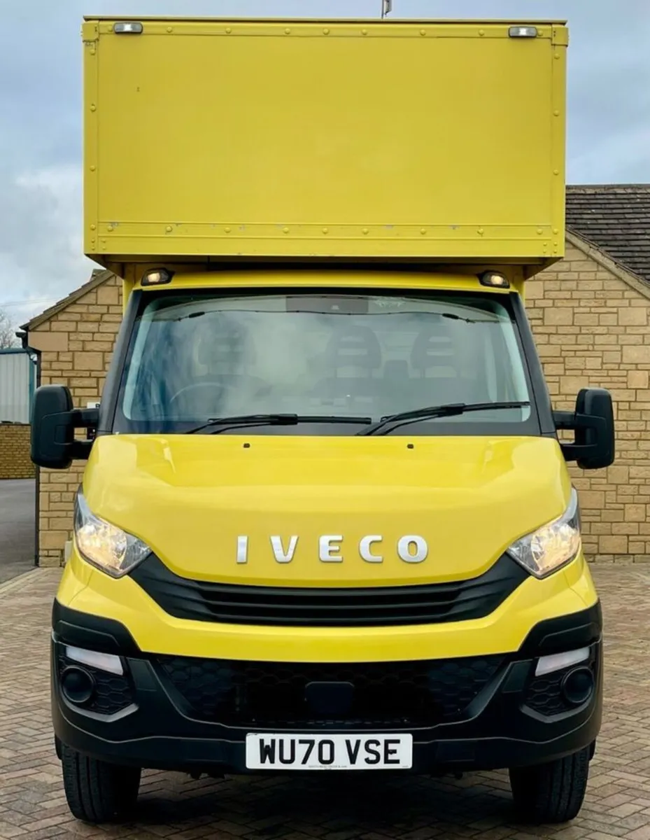 2021 Iveco Daily Luton Box Van - Image 1