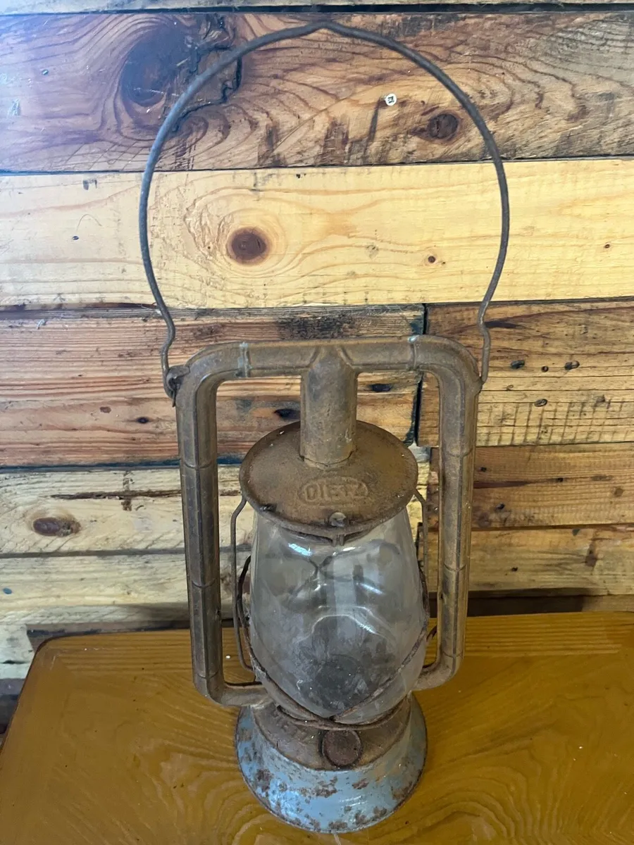 Antique lantern - Image 3